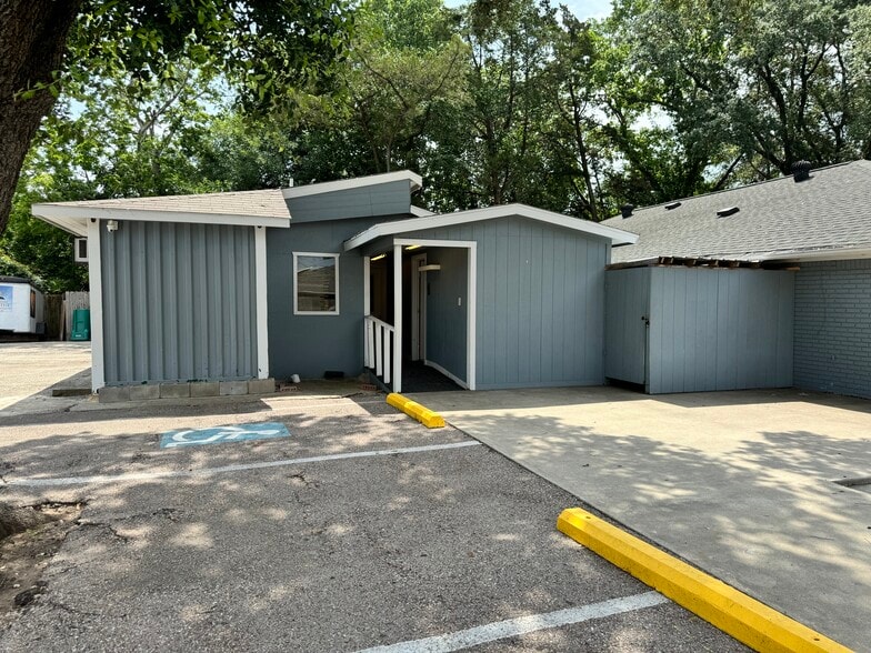 More Photos Of 12038 Bissonnet St, Houston Religious Facility For Sale