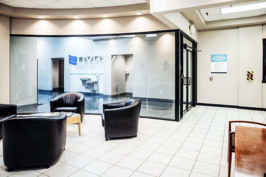 More Photos Of 7117-7163 Florida Blvd, Baton Rouge Unknown For Lease