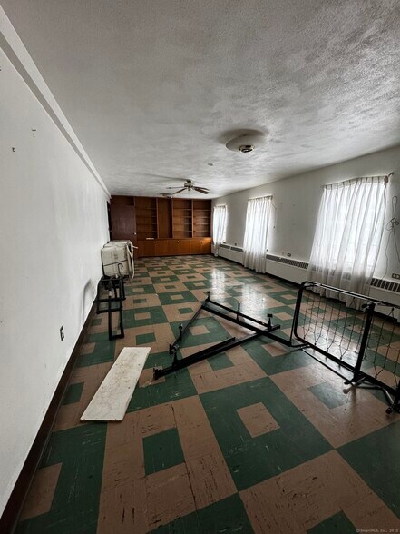 More Photos Of 11 Charter Oak Pl, Hartford Multifamily For Sale