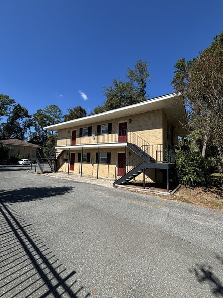 More Photos Of 2630-2670 W Pensacola St, Tallahassee Apartments For Sale