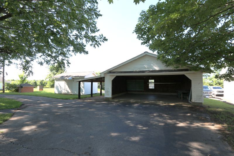 More Photos Of 2541 Locust Hill Rd, Taylors Office Residential For Lease