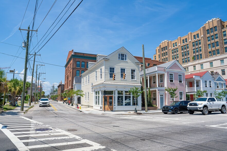 More Photos Of 40 Line St, Charleston Apartments For Lease
