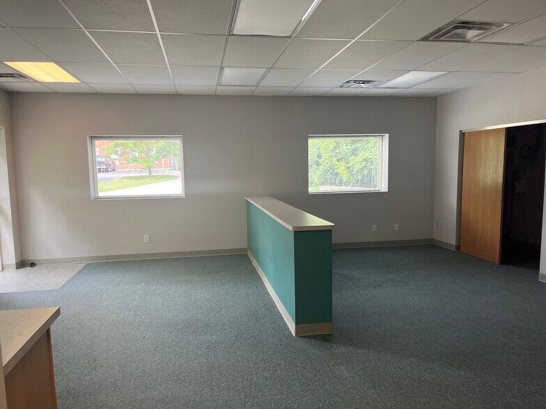 More Photos Of 3862 Race Rd, Cincinnati Light Manufacturing For Lease