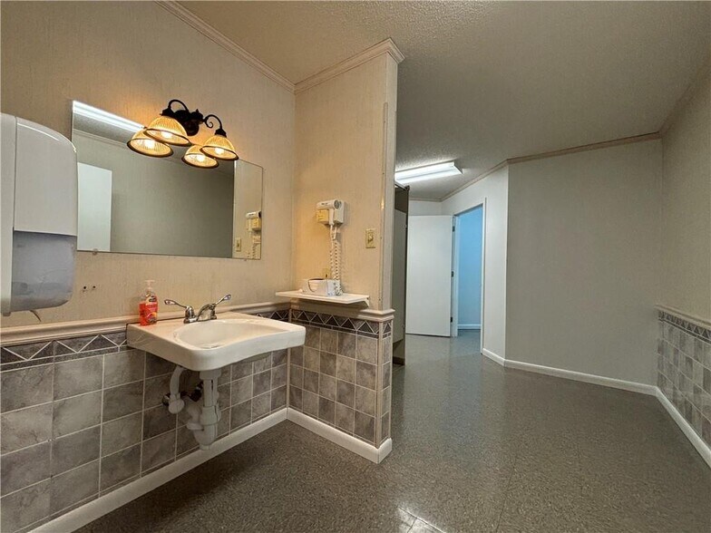 More Photos Of 3178 Rt 219, Kane Medical For Lease