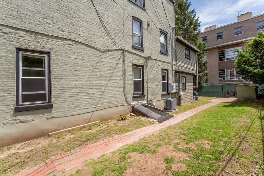 More Photos Of 41 Church St, Lambertville Apartments For Sale