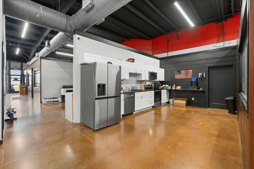 More Photos Of 6978 Lebanon Rd, Mount Juliet Showroom For Sale