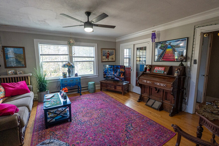 More Photos Of , Tacoma Multifamily For Sale