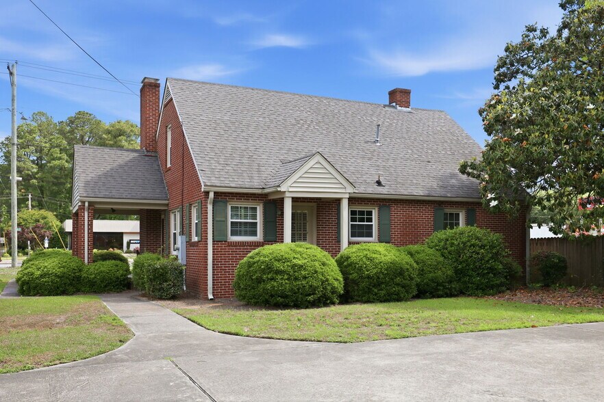 More Photos Of 1008 W Vernon Ave, Kinston Office For Sale