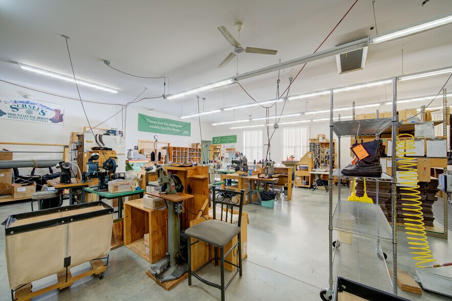 More Photos Of 6597 Falcon Ln, Bozeman Industrial For Sale