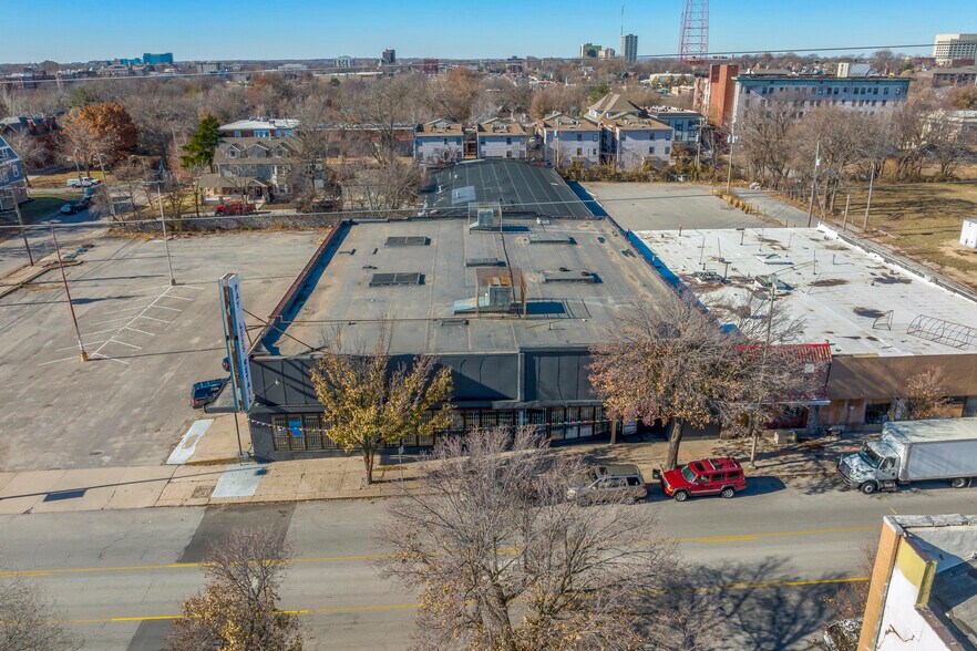 More Photos Of 3230 Troost Ave, Kansas City Freestanding For Sale
