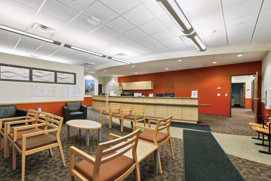 More Photos Of 6302-6347 University Commons, South Bend Medical For Lease