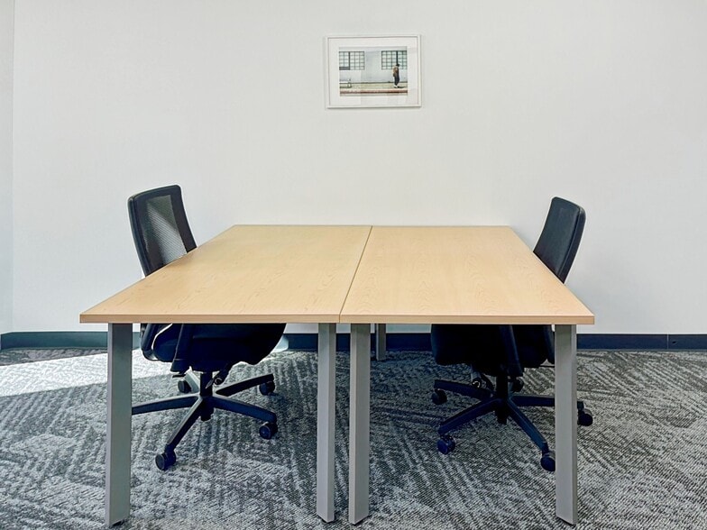 More Photos Of 1690 Sumneytown Pike, Lansdale Office For Lease