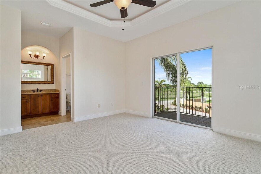 More Photos Of 2105 US 27 S, Lake Placid Apartments For Sale