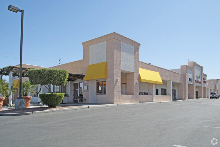 More Photos Of 2895 N Green Valley Pky, Henderson Storefront For Lease