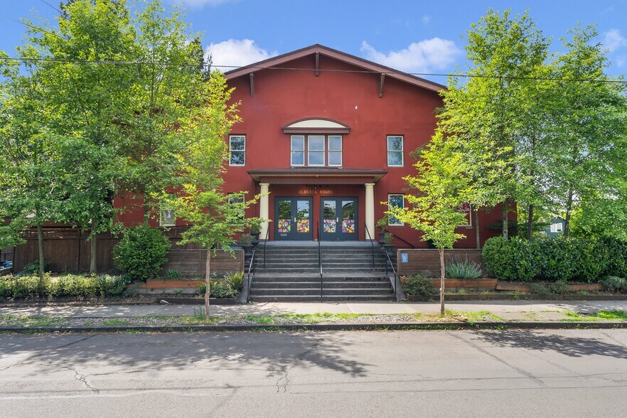 More Photos Of 5131 NE 23rd Ave, Portland Religious Facility For Sale