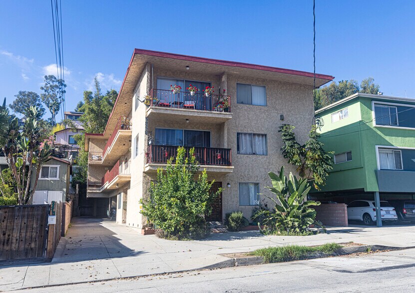 More Photos Of 2421 N Beachwood Dr, Los Angeles Multifamily For Sale
