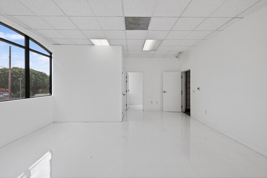 More Photos Of 4101 Rosemead Blvd, Pico Rivera Office For Lease