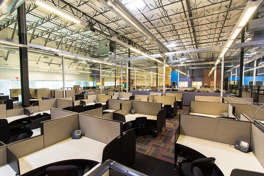 More Photos Of 11603 Crosswinds Way, San Antonio Flex For Lease