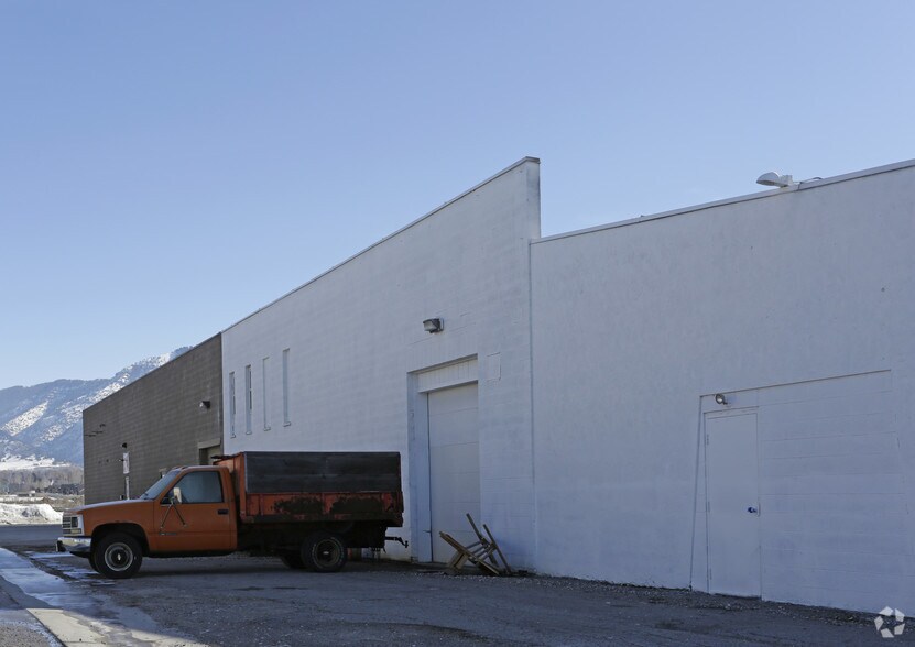 More Photos Of 2300 N Main St, North Logan Storefront Retail Office For Lease