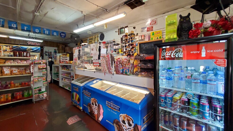 More Photos Of 5075 Randolph St, Maywood Storefront Retail Residential For Sale