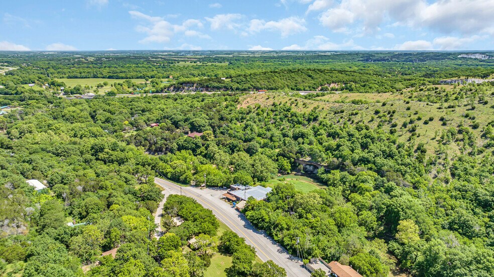 More Photos Of 4565 US-77 Hwy, Davis Specialty For Sale