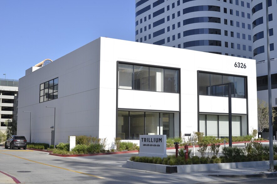 More Photos Of 6300 Canoga Ave, Woodland Hills Unknown For Lease