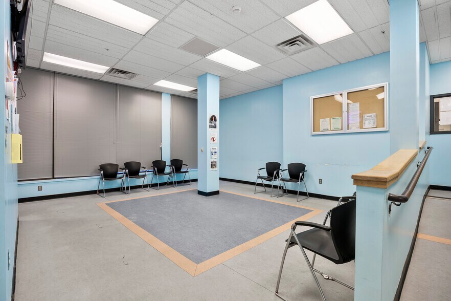 More Photos Of 60 S Pearl St, Albany Office For Sale