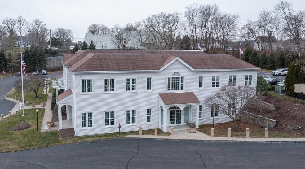 More Photos Of 11 Mile Hill Rd, Newtown Office For Sale