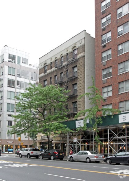 More Photos Of 151 E 19th St, New York Apartments For Lease