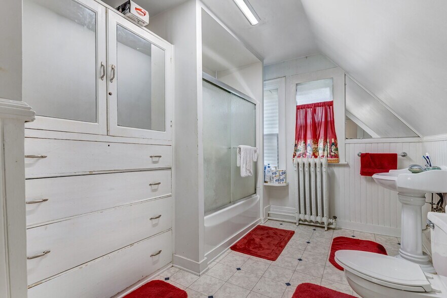 More Photos Of 461 Linwood Ave, Buffalo Apartments For Sale