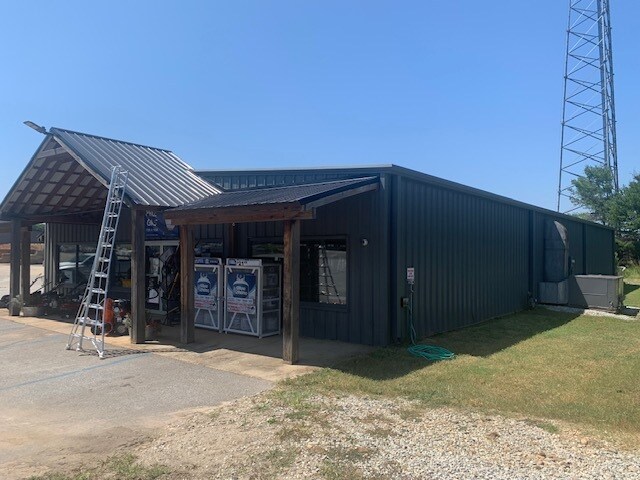 More Photos Of 926 Fairview Rd, Simpsonville General Retail For Sale