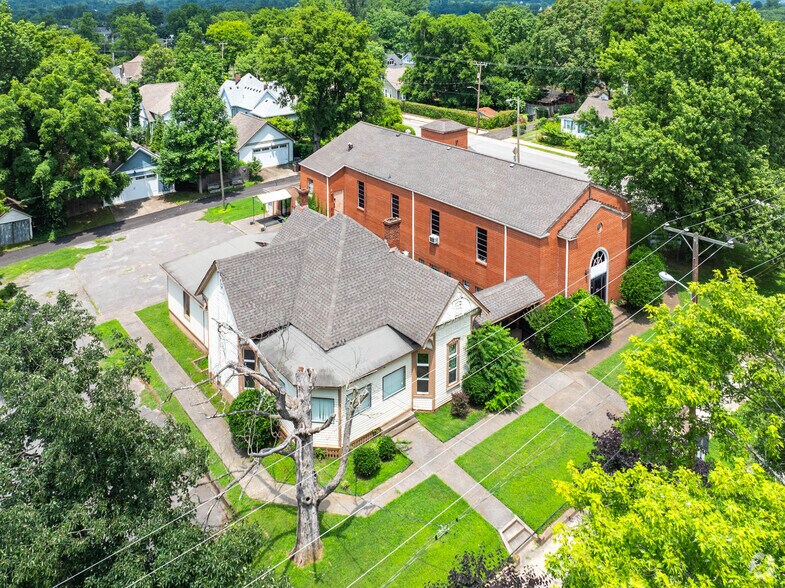 Primary Photo Of 1815 Shelby Ave, Nashville Specialty For Sale