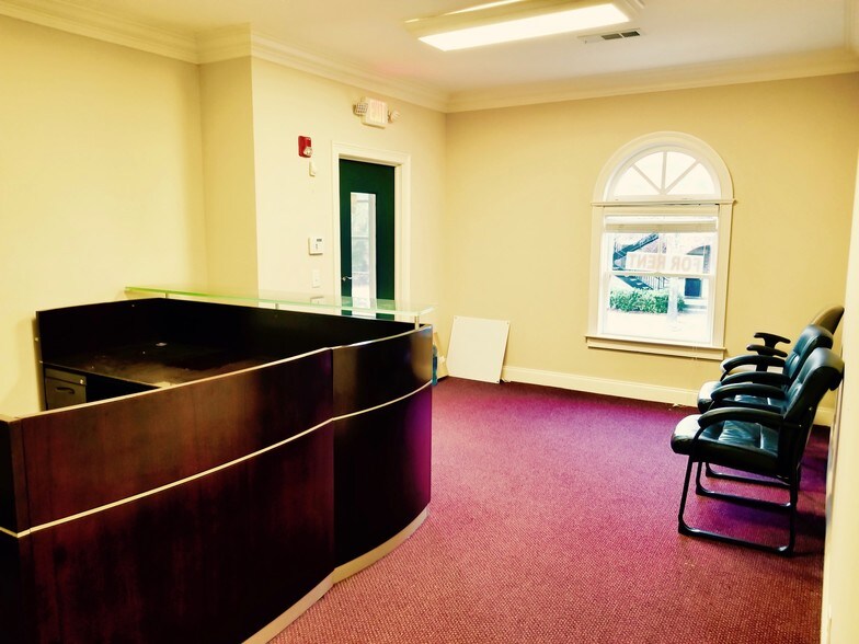 More Photos Of 5400 Laurel Springs Pky, Suwanee Office For Sale