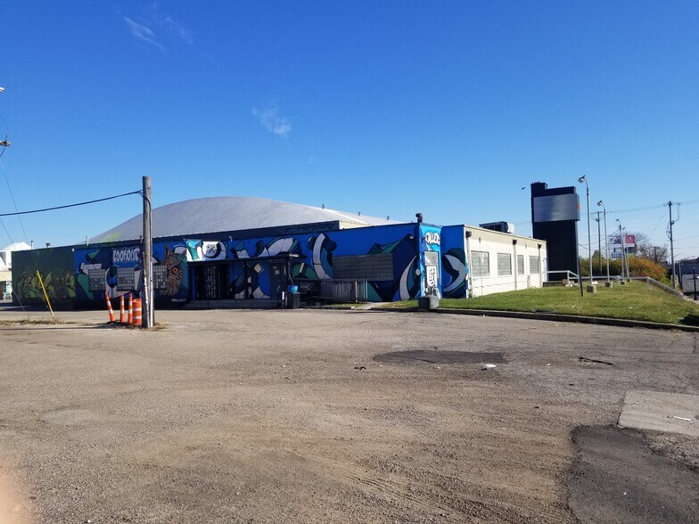 More Photos Of 3440 W Broad St, Columbus Warehouse For Sale