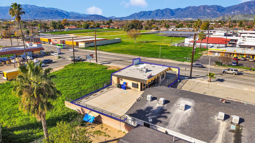 More Photos Of 1677 W Baseline St, San Bernardino Office For Sale