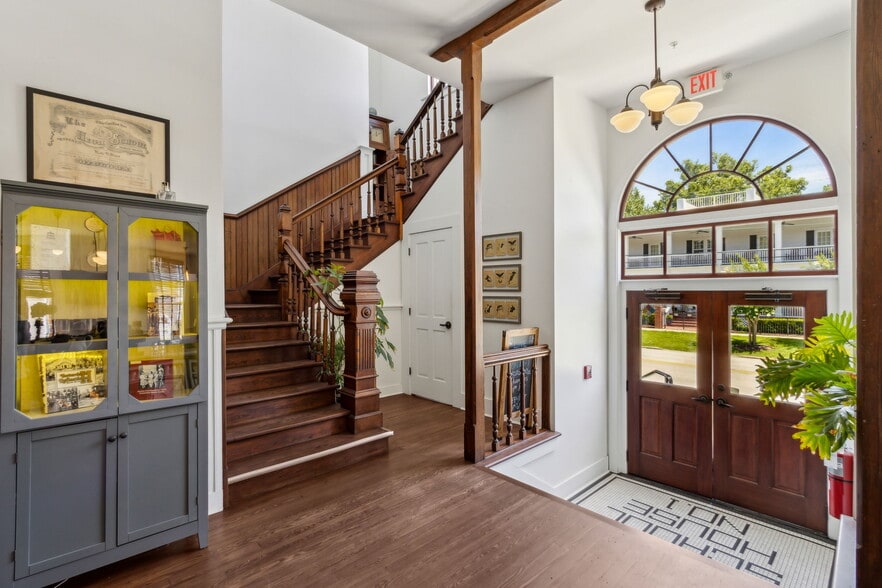 More Photos Of 914 Atlantic Ave, Fernandina Beach Hotel For Sale