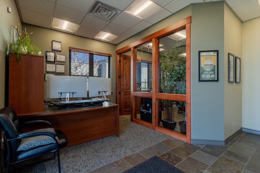 More Photos Of 618 Industrial Ct, Walla Walla Warehouse For Sale