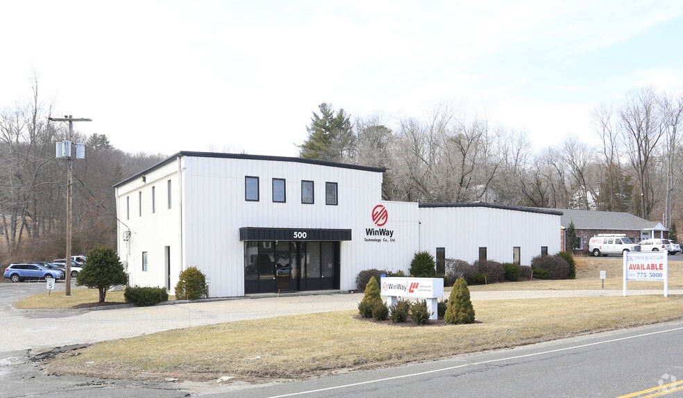 More Photos Of 500 Federal Rd, Brookfield Manufacturing For Lease