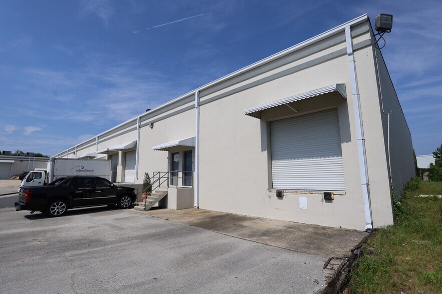 More Photos Of 11762 Marco Beach Dr, Jacksonville Unknown For Lease