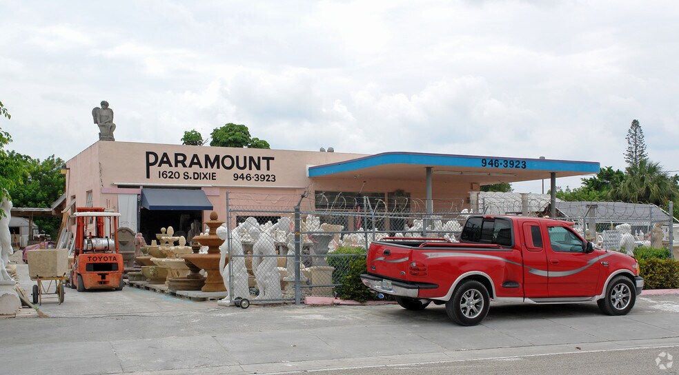 More Photos Of 1620 S Dixie Hwy, Pompano Beach Freestanding For Sale