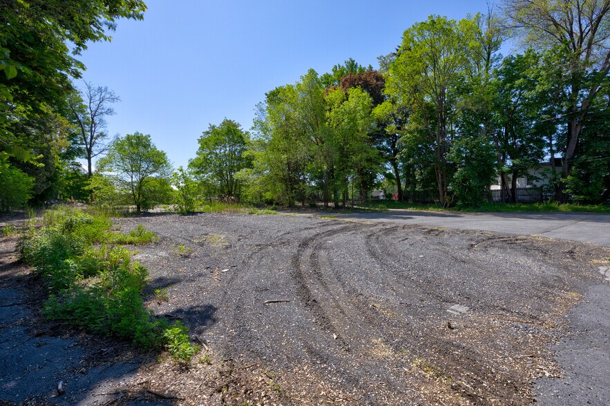 More Photos Of 183-185 Church Ave, Ballston Spa Land For Sale