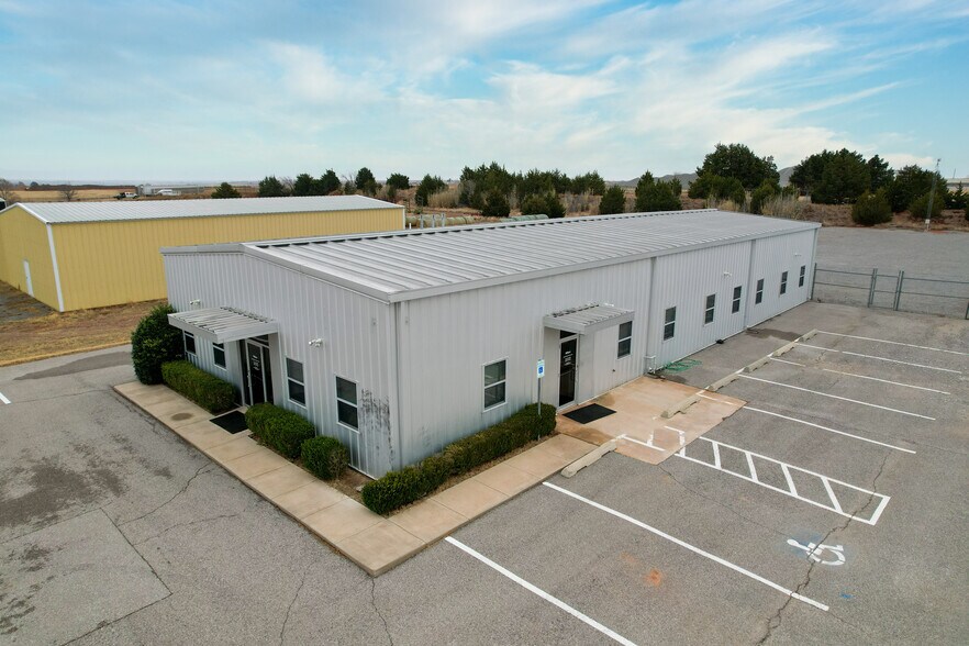 More Photos Of 248 Production Rd, Clinton Office Residential For Sale