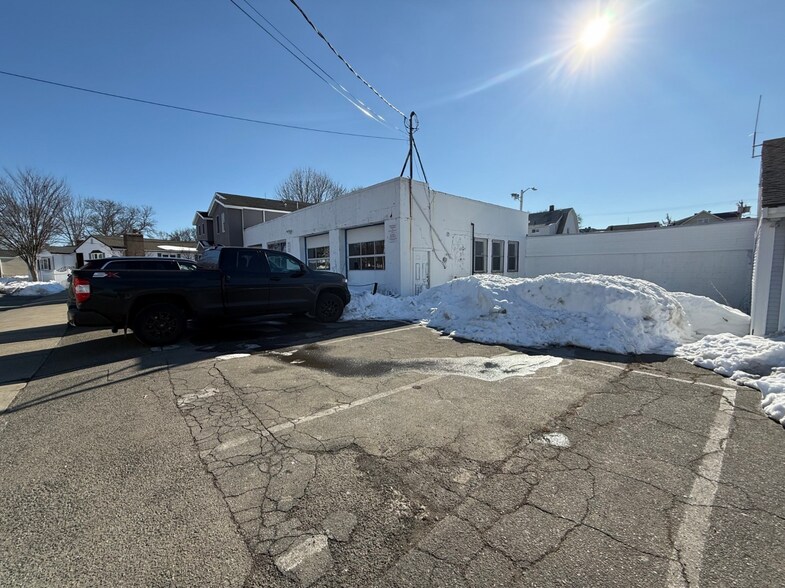 More Photos Of 63-69 Putnam street, Winthrop Multifamily For Sale