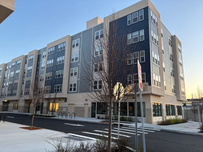 More Photos Of 159 Main St, Hempstead Apartments For Lease