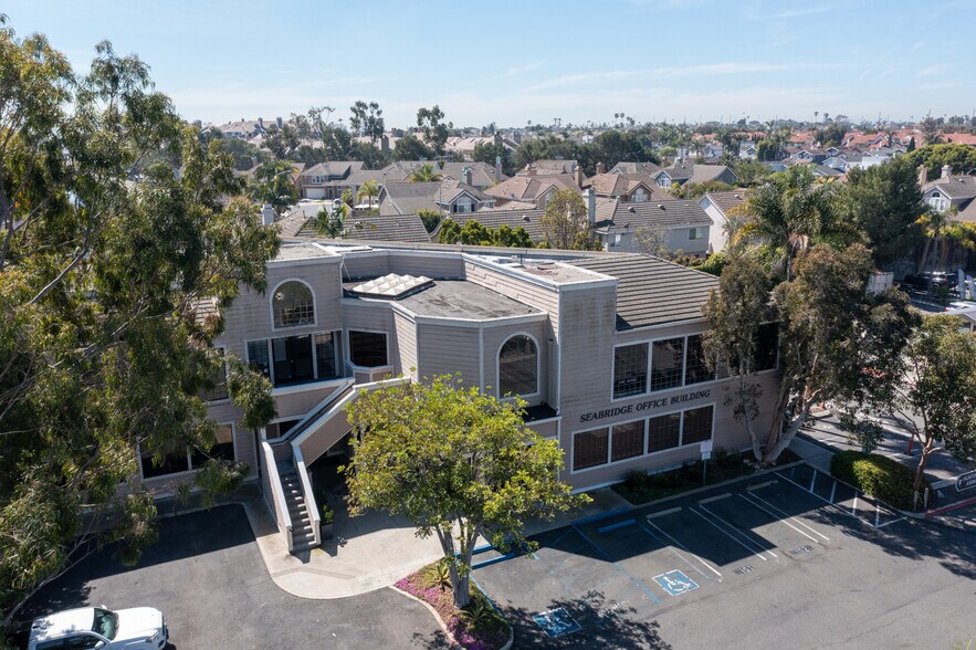 More Photos Of 20042 Beach Blvd, Huntington Beach Loft Creative Space For Sale