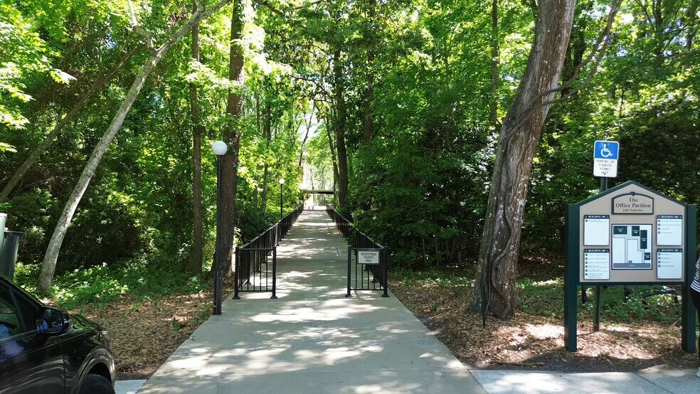 More Photos Of 2301 Park Ave, Orange Park Medical For Lease