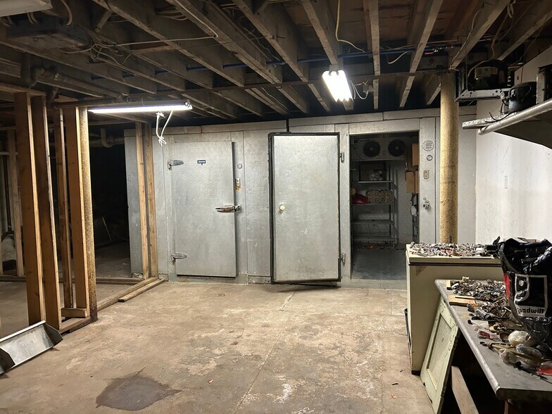 More Photos Of 495 N Goodman St, Rochester Storefront Retail Residential For Sale