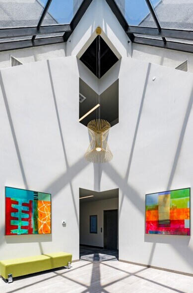 More Photos Of 410 S Melrose Dr, Vista Office For Lease