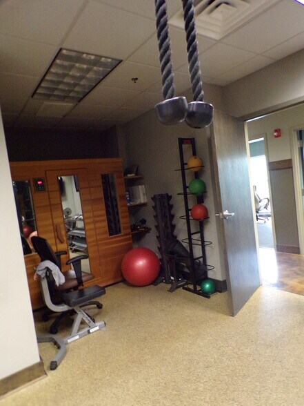 More Photos Of 19720 Jetton Rd, Cornelius Office For Lease