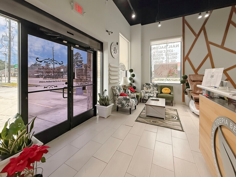 More Photos Of 13044 Grant Rd, Cypress General Retail For Sale